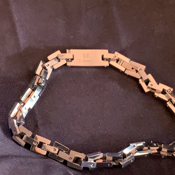 Legacy For Men Square Link Bracelet - Picture 3 of 12